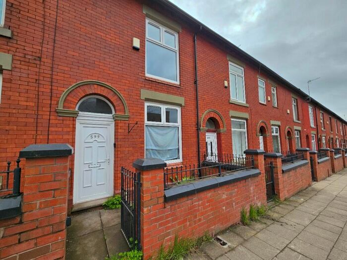 2 Bedroom Terraced House To Rent In Ashton Road, Oldham, OL8