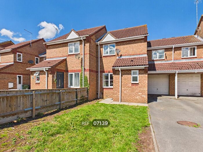 3 Bedroom Terraced House To Rent In Heron Park, Peterborough, PE1