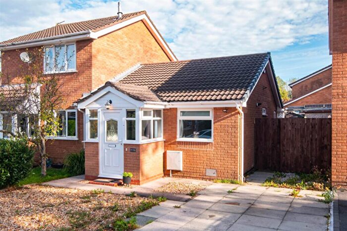 1 Bedroom Semi-Detached Bungalow For Sale In Masonfield, Bamber Bridge, Preston, PR5