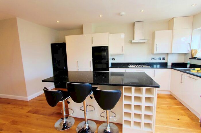 3 Bedroom Terraced House To Rent In Millet Road, Greenford, UB6