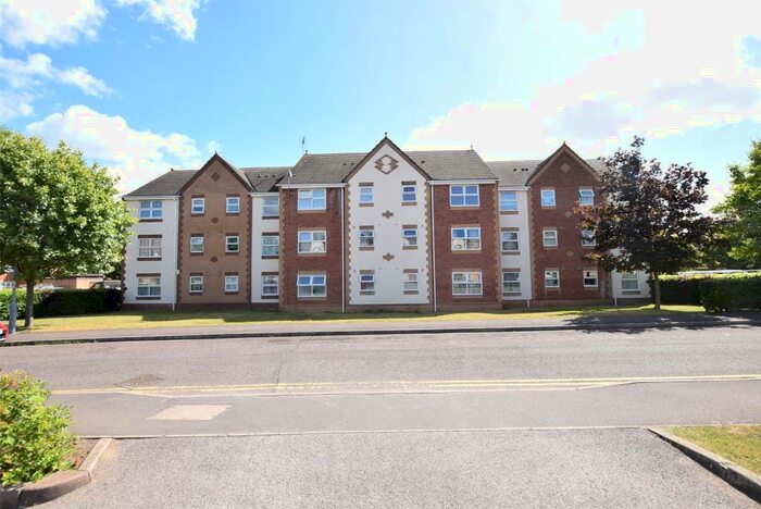 Apartment To Rent In Burns Avenue, Chadwell Heath, Romford, RM6
