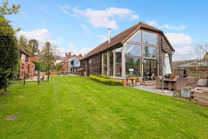 7 Bedroom Detached House For Sale In High Street Ramsbury, Marlborough, SN8