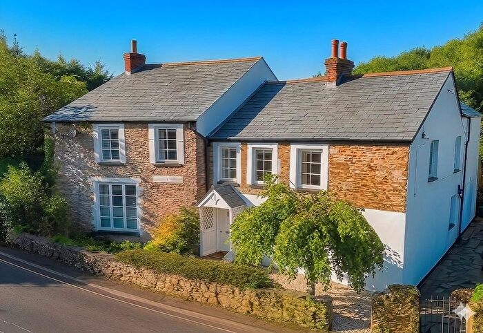 4 Bedroom Detached House For Sale In Mill Road, Dinas Powys, CF64