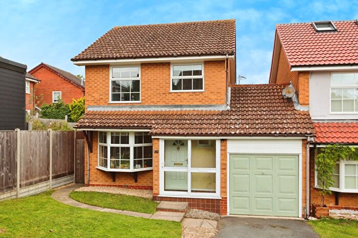 3 Bedroom Detached House For Sale In Treetops, Tonbridge, Kent, TN9