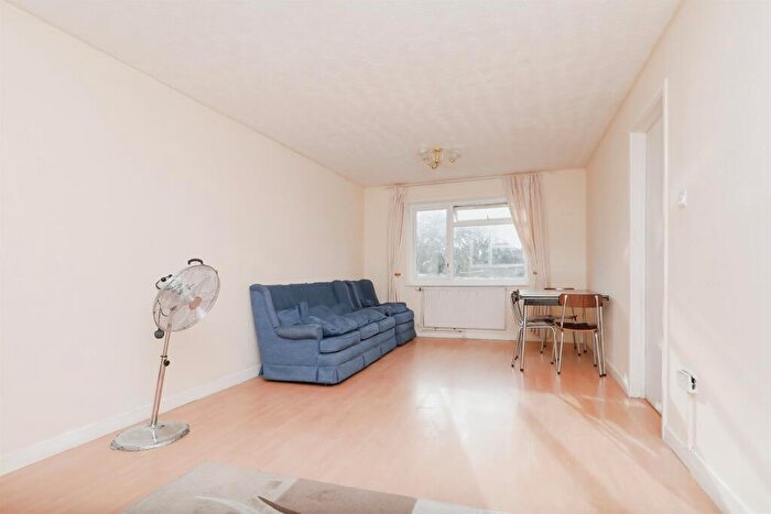 2 Bedroom Flat For Sale In Russell Street, Norwich, NR2