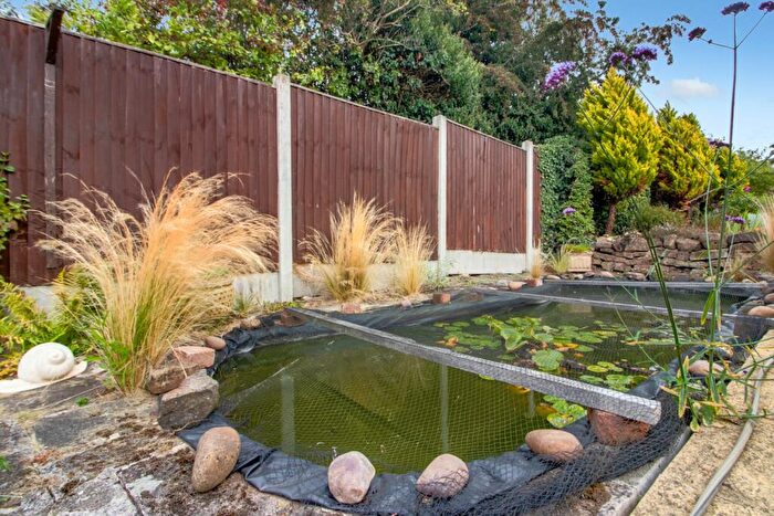 2 Bedroom Detached Bungalow For Sale In Burnham Avenue, Chilwell, Nottinghamshire, NG9