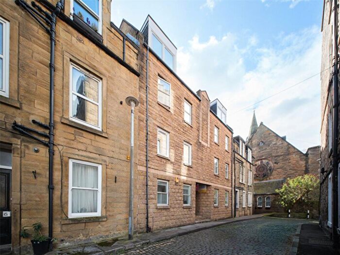 2 Bedroom Apartment For Sale In Richmond Terrace, Haymarket, Edinburgh, EH11