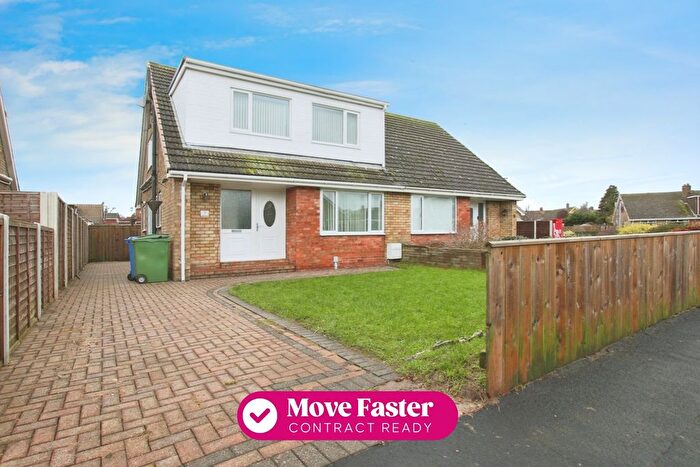 4 Bedroom Semi-Detached Bungalow For Sale In Seymour Road, Keyingham, Hull, HU12