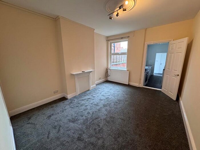 3 Bedroom Terraced House To Rent In Grace Road, Leicester, LE2