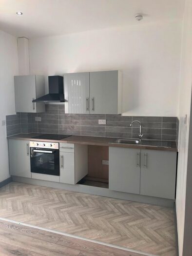 2 Bedroom Flat To Rent In West Derby Road, Anfield, Liverpool, L6