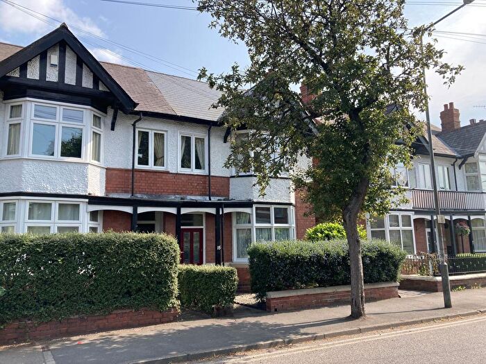 5 Bedroom Semi-Detached House For Sale In Paget Road, Wolverhampton, WV6