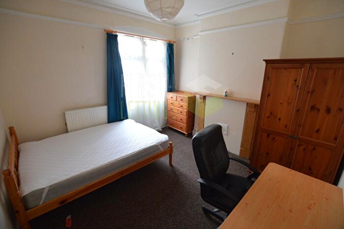 4 Bedroom Terraced House To Rent In St. Albans Road, Highfields, LE2