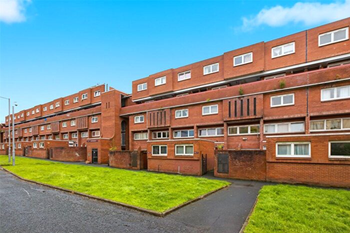 2 Bedroom Flat For Sale In Flat, North Woodside Road, Glasgow, Glasgow City, G20
