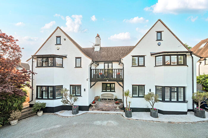 6 Bedroom Detached House For Sale In Shawfield Park, Bromley, BR1