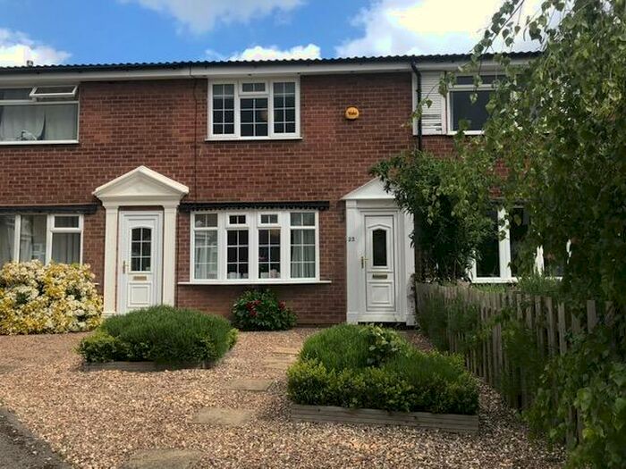 2 Bedroom Terraced House To Rent In Oak Tree Close, West Bridgford, NG2