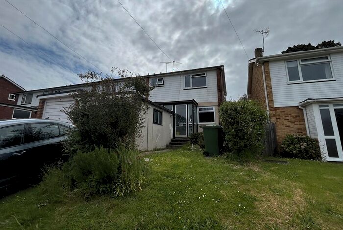 3 Bedroom End Of Terrace House To Rent In Broadwater Road, Southampton, SO18