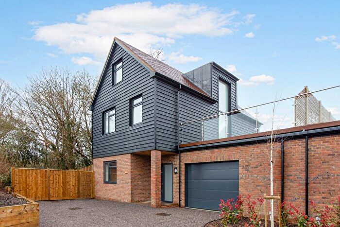 3 Bedroom Semi-Detached House To Rent In Criers Lane, Five Ashes, Mayfield, TN20