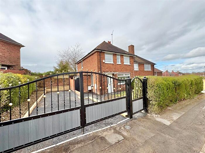 3 Bedroom Semi Detached House For Sale In Cape StreetMansfieldNottinghamshire, NG18