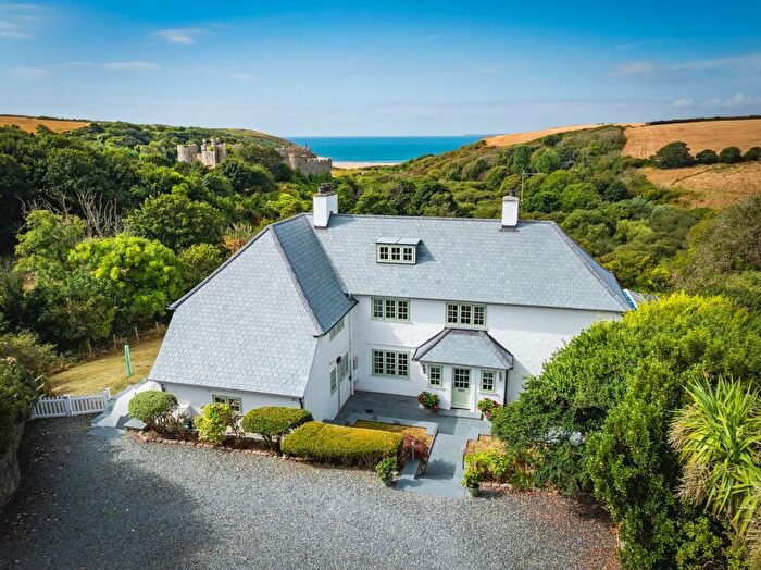 4 Bedroom Detached House For Sale In Manorbier, SA70