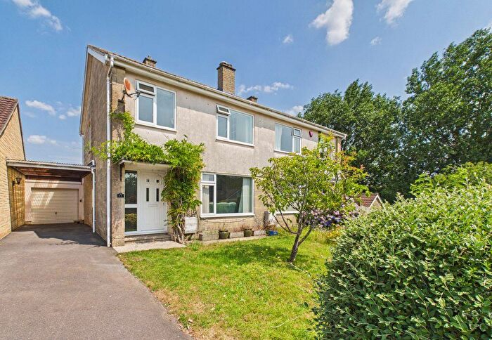 3 Bedroom Semi-Detached House For Sale In Riverside Gardens, Midsomer Norton, BA3