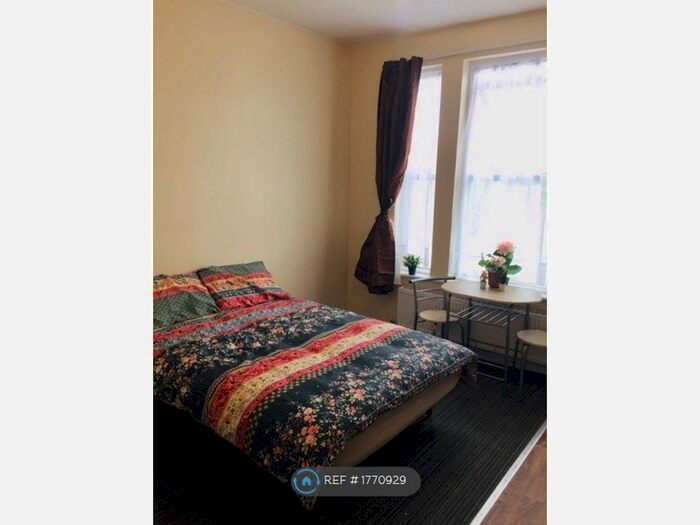 1 Bedroom Studio To Rent In Belmont Road, London, N15