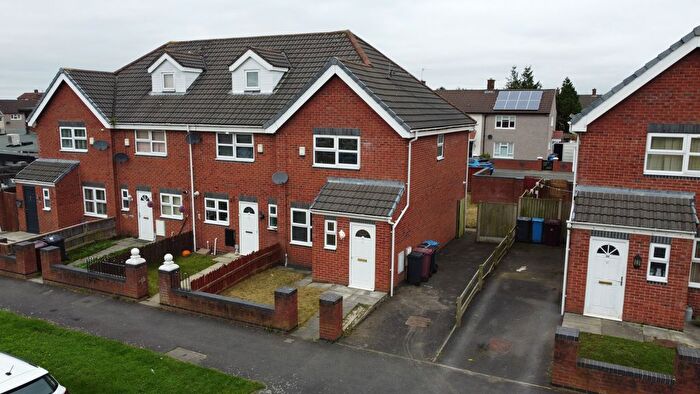 3 Bedroom End Of Terrace House To Rent In Bolton Avenue, Kirkby, Liverpool, L32