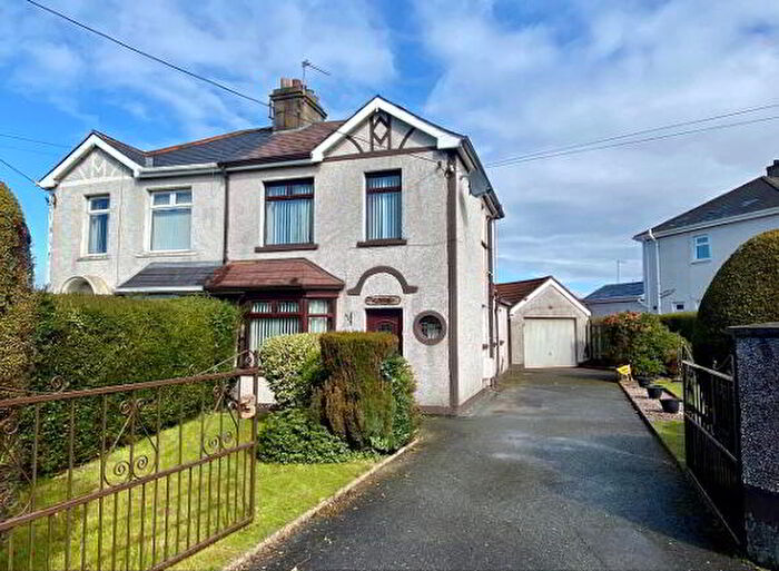 3 Bedroom Semi-Detached House For Sale In Lurgan Road, Portadown, BT63