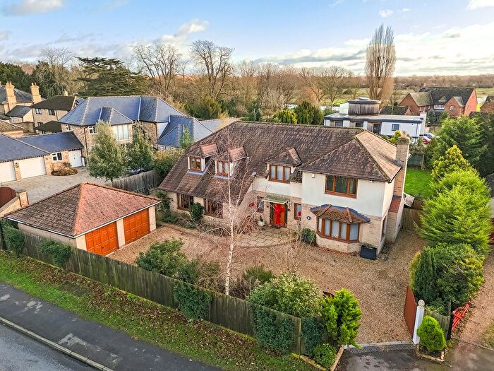 5 Bedroom Detached House For Sale In Longstaff Way, Hartford, Huntingdon, PE29