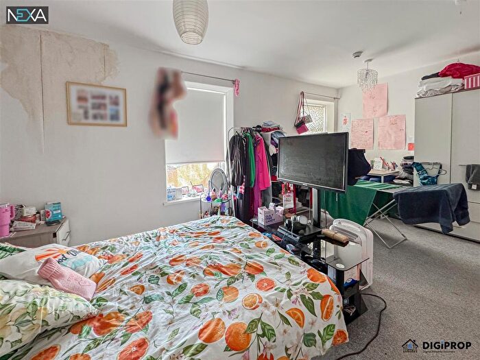 1 Bedroom Property To Rent In Queen Street, Treforest, Pontypridd, CF37
