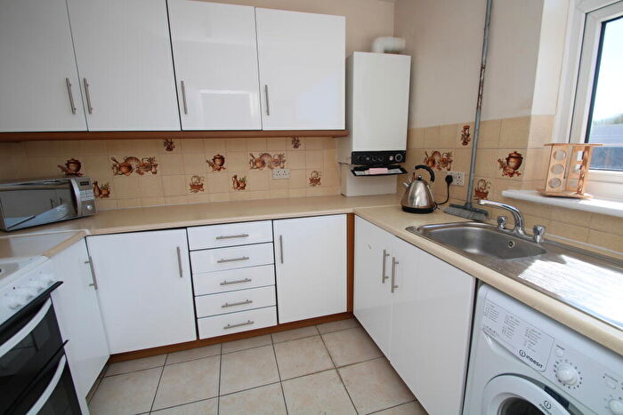 2 Bedroom Flat To Rent In Wickham Road, Croydon, CR0
