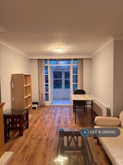 3 Bedroom Semi Detached House To Rent In Gleneagles Road, Coventry, CV2