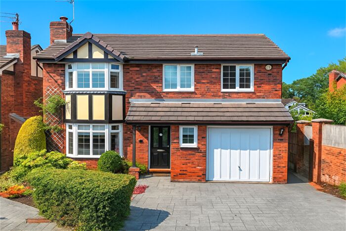 4 Bedroom Detached House For Sale In Shillingford Close, Appleton, Warrington, WA4