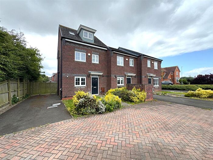 3 Bedroom End Of Terrace House To Rent In Westfields, Hartlepool, TS25