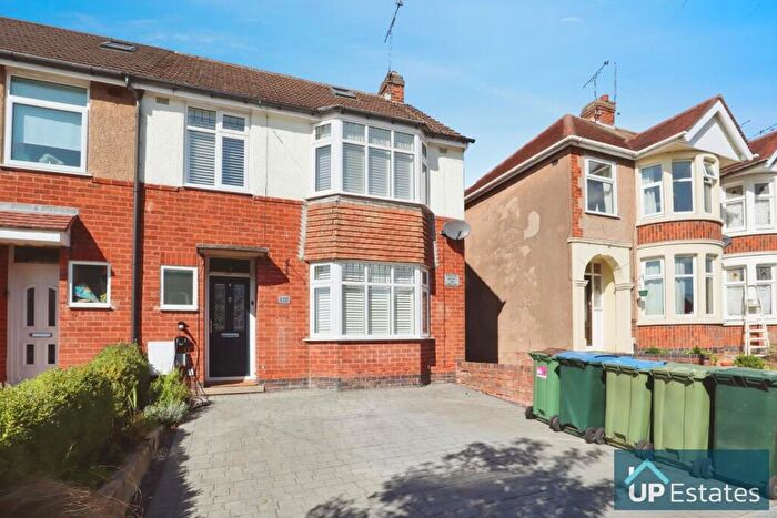 3 Bedroom End Of Terrace House To Rent In Gretna Road, Coventry, CV3