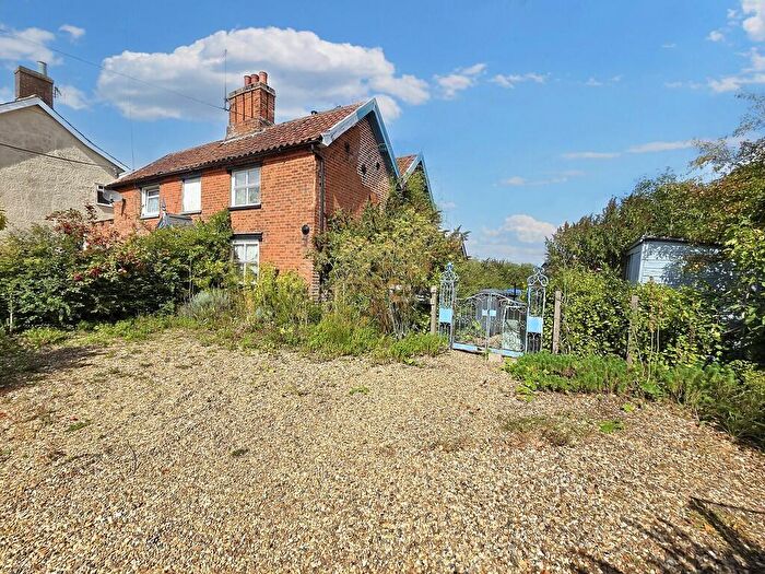 2 Bedroom Semi Detached House For Sale In Little Street, Yoxford, IP17