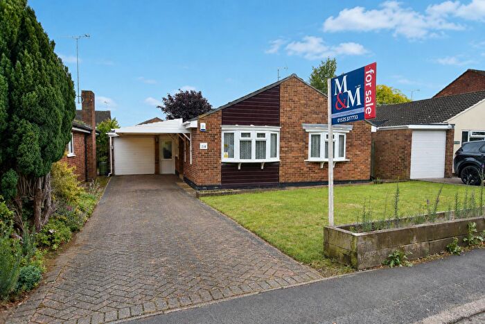 2 Bedroom Detached Bungalow For Sale In Derwent Road, Leighton Buzzard, LU7