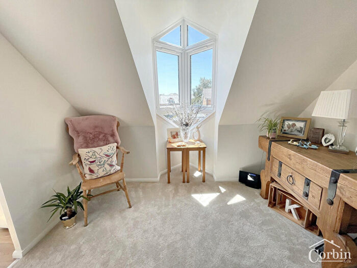 1 Bedroom Apartment For Sale In Sunnyhill Road, Poole, BH12