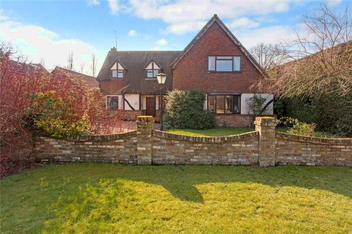 5 Bedroom Detached House For Sale In Crouch Lane, Winkfield, Windsor, SL4