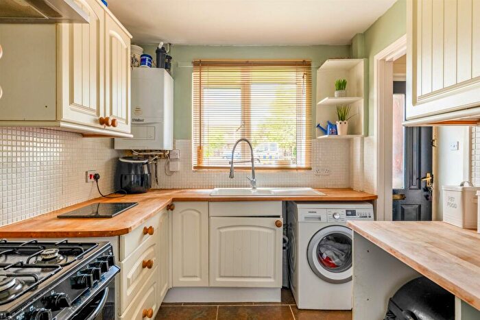 3 Bedroom Terraced House For Sale In Orrian Close, Stratford-Upon-Avon, CV37