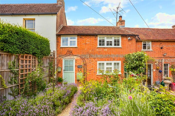 2 Bedroom End Of Terrace House For Sale In Essex Place, Bath Road, Speen, Newbury, RG14