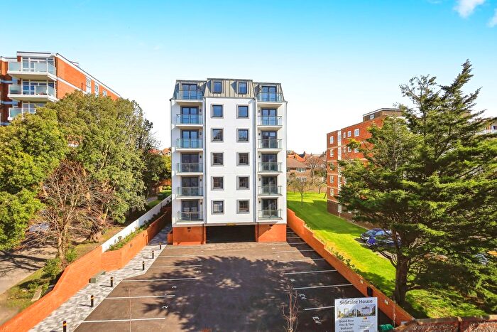 1 Bedroom Flat To Rent In Upperton Road, Eastbourne, BN21