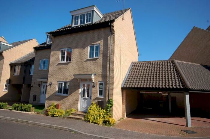 4 Bedroom End Of Terrace House To Rent In Spindle Drive, Thetford, IP24