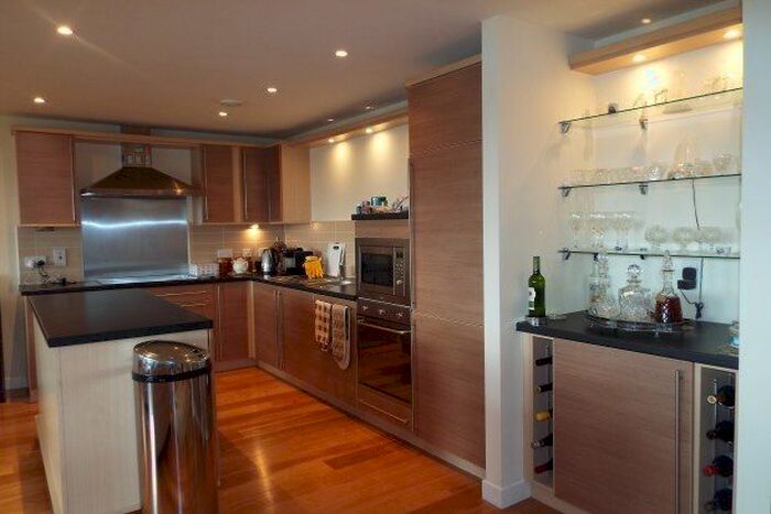 2 Bedroom Flat To Rent In Templeton Street, Glasgow, G40