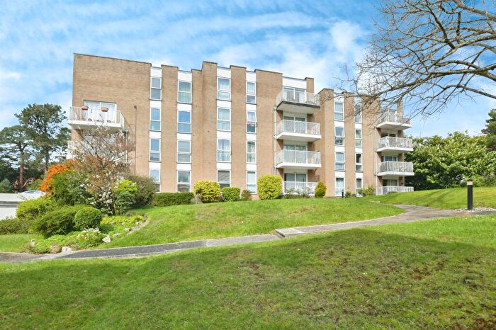 1 Bedroom Flat For Sale In St. Winifreds Road, Bournemouth, BH2