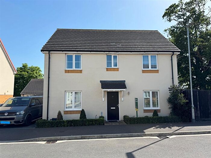 4 Bedroom Detached House For Sale In Hawthorn Road, Ilton, Ilminster, TA19