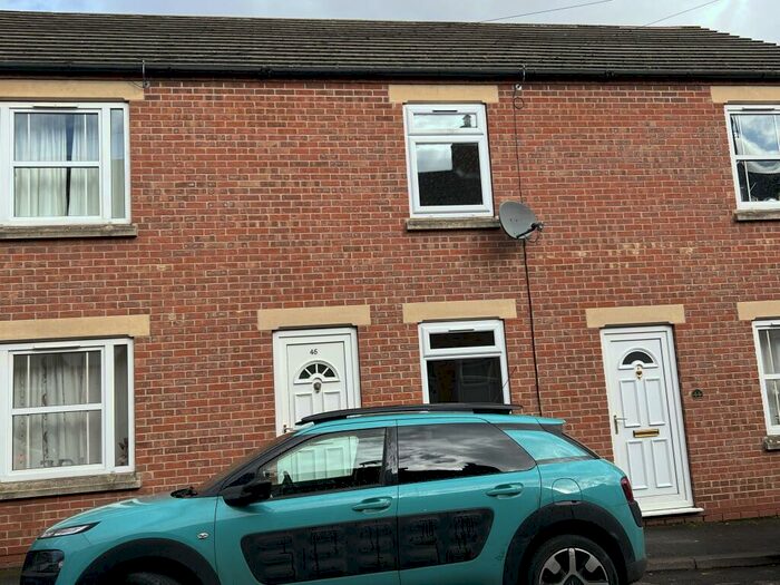 2 Bedroom Semi-Detached House To Rent In George Street, Grantham, Grantham, NG31