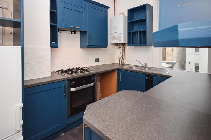 2 Bedroom Apartment For Sale In Stafford Road, Brighton, BN1