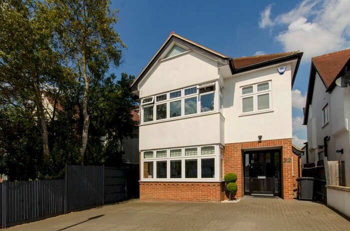 5 Bedroom Detached House To Rent In Woodcroft Avenue, Mill Hill, London, NW7