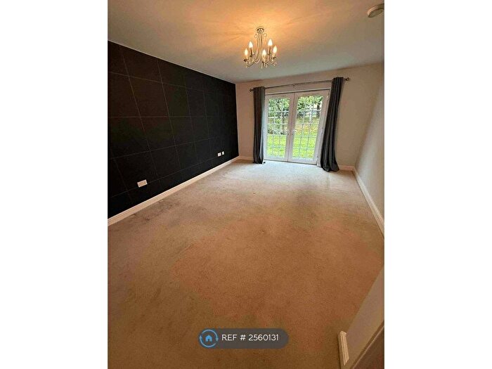 2 Bedroom Flat To Rent In Garden Close, Poulton-Le-Fylde, FY6