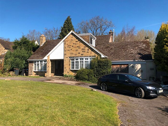4 Bedroom Detached House For Sale In Holly Park, Huby, Leeds, LS17